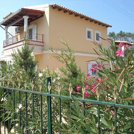 Sofia Apartament Ágios Matthaíos